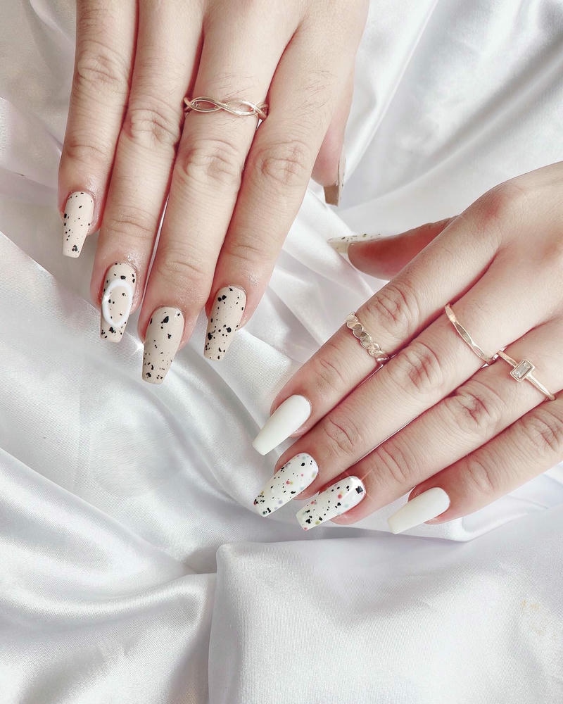 nail trứng cút màu kem