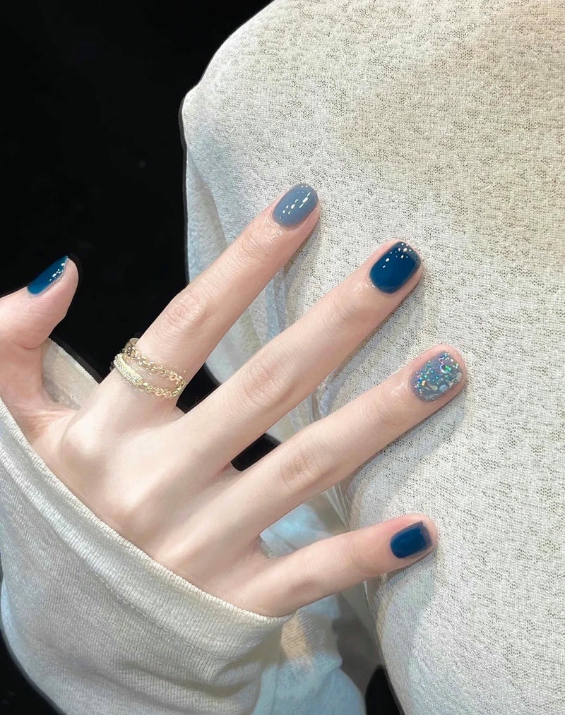 nail trung niên nhũ
